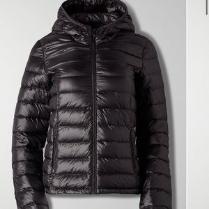Aritzia Botanie Puffer -super light packable